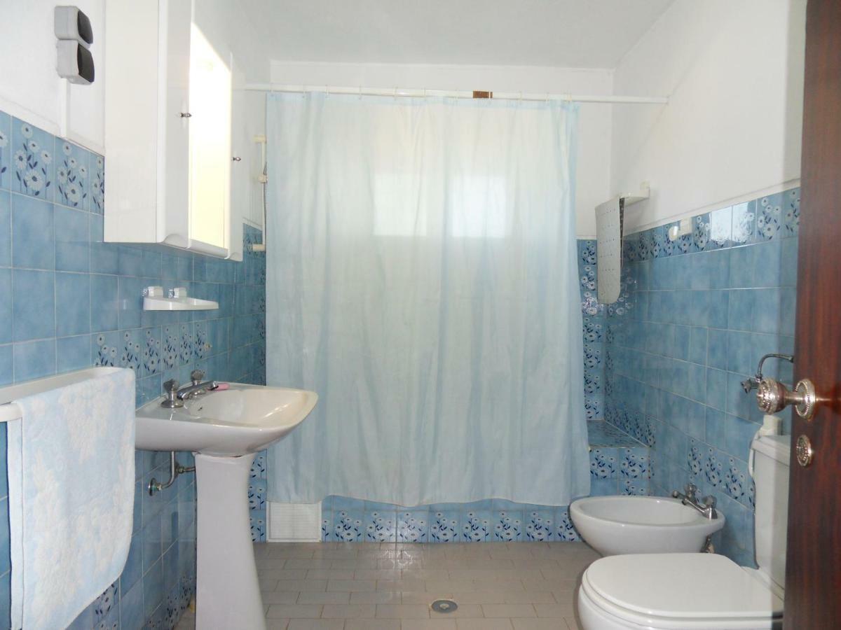 Moradia Vale Da Telha Villa อัลเจซูร์ ภายนอก รูปภาพ