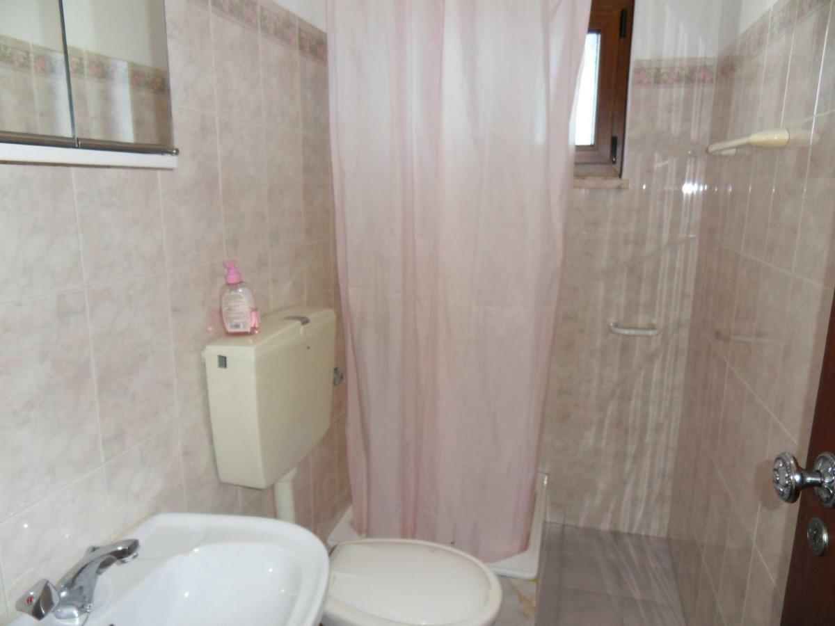 Moradia Vale Da Telha Villa อัลเจซูร์ ภายนอก รูปภาพ