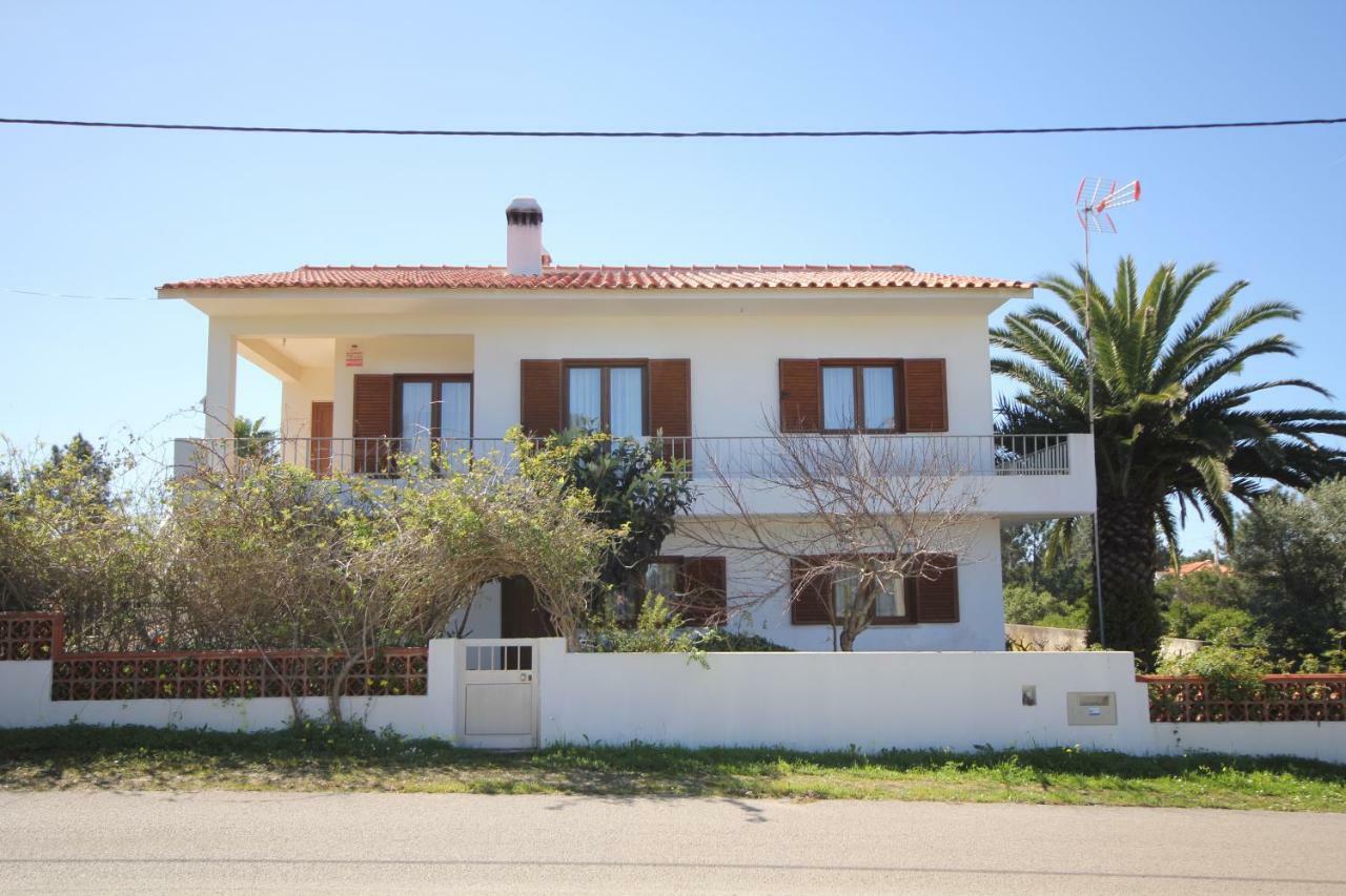 Moradia Vale Da Telha Villa อัลเจซูร์ ภายนอก รูปภาพ